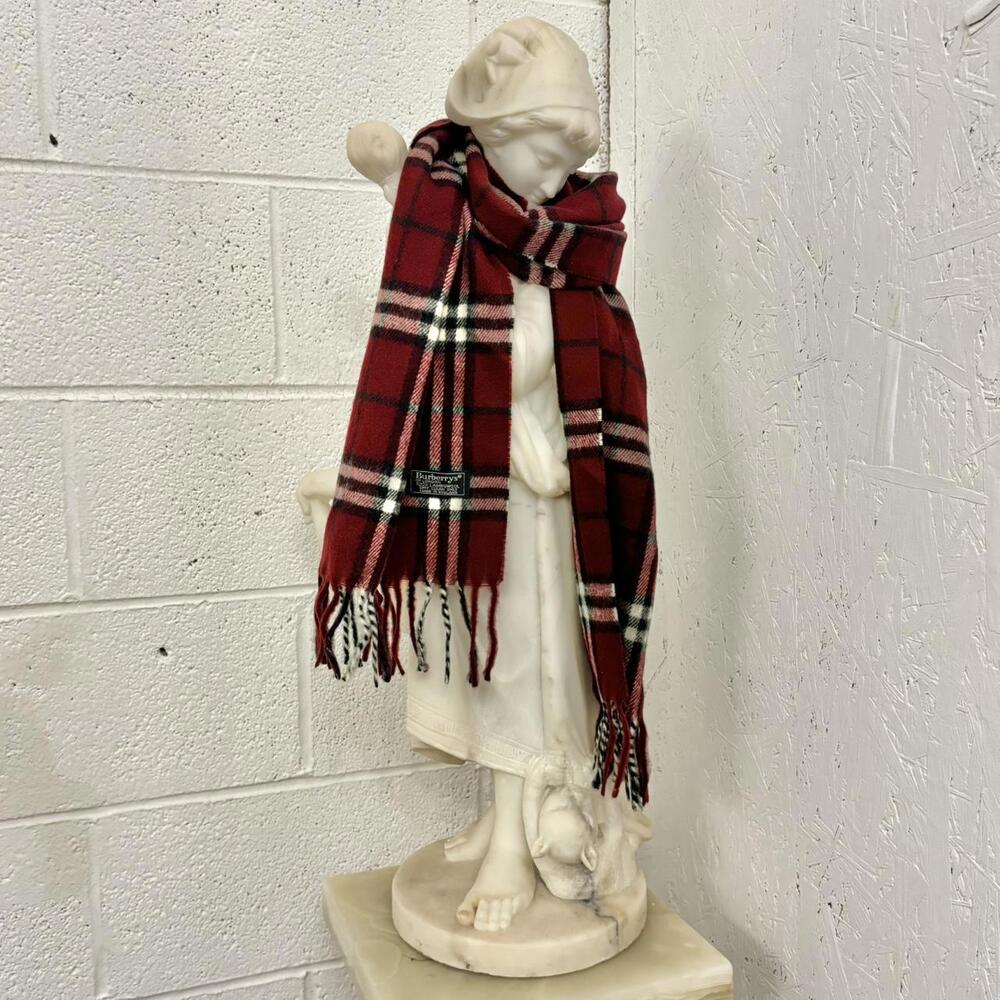 Burberry 100% Lambswool Nova Check Scarf